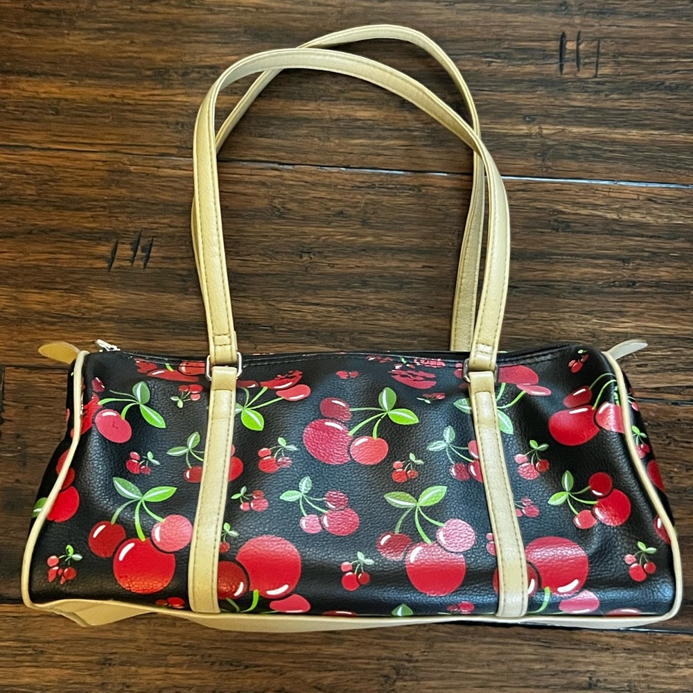 Disney Y2K Cherry Purse 🍒